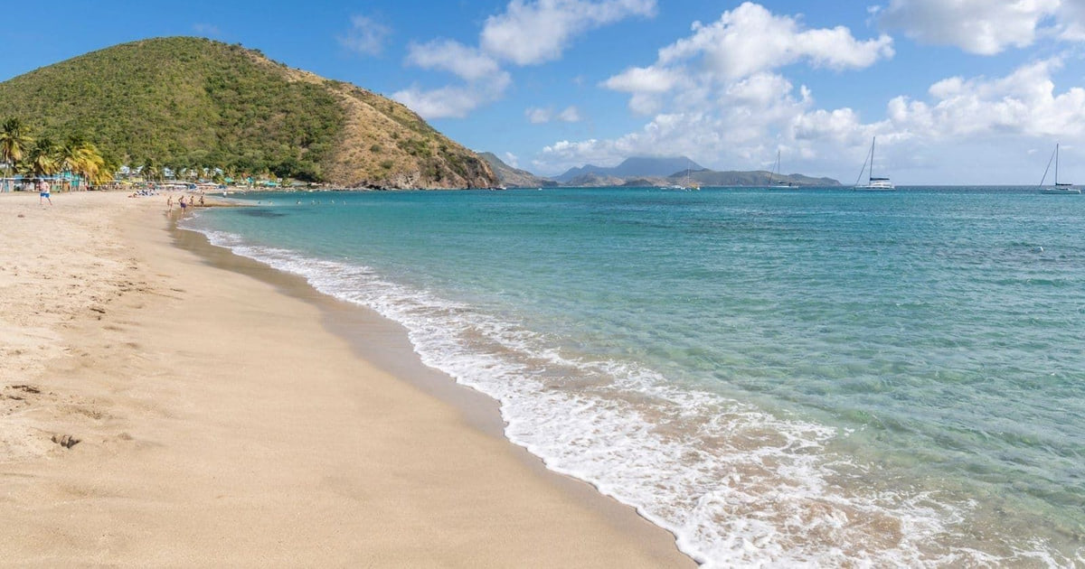 Cockleshell Bay beach, St. Kitts